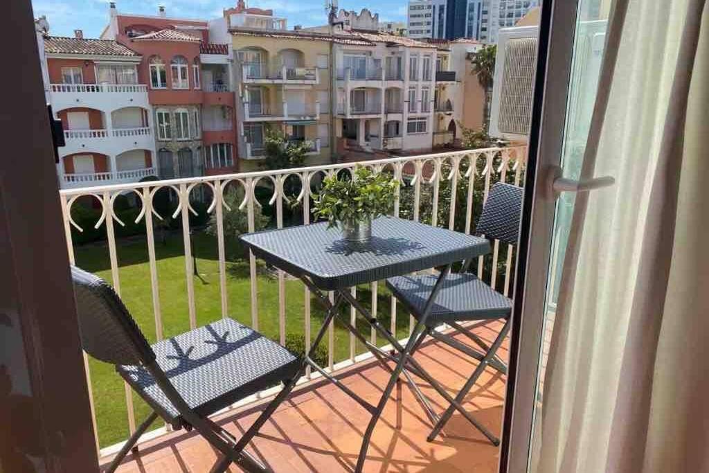 Apartamento Para 4 Personas A 200 M De La Playa. Apartment Empuriabrava Exterior photo